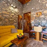 Vikendica Gorgeous In With Kitchen