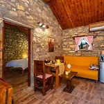 Gorgeous In With Kitchen Vikendica