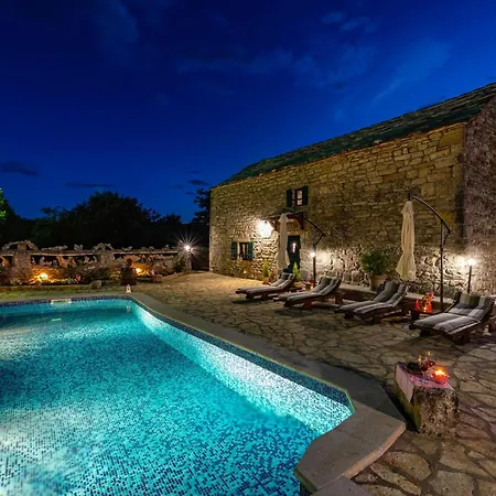 別荘 Gorgeous In With Kitchen *