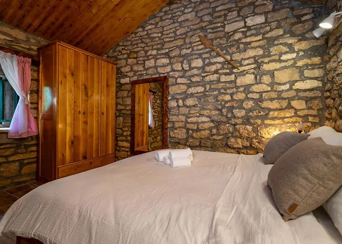 Dom wakacyjny Gorgeous In With Kitchen Zelengrad